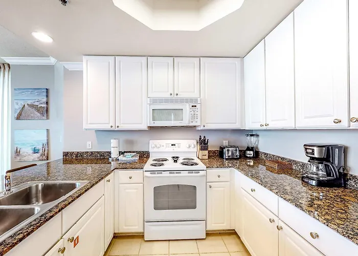 Holiday home Gulf-front W Shared Beachside Pools Hot Tubs Near Attractions