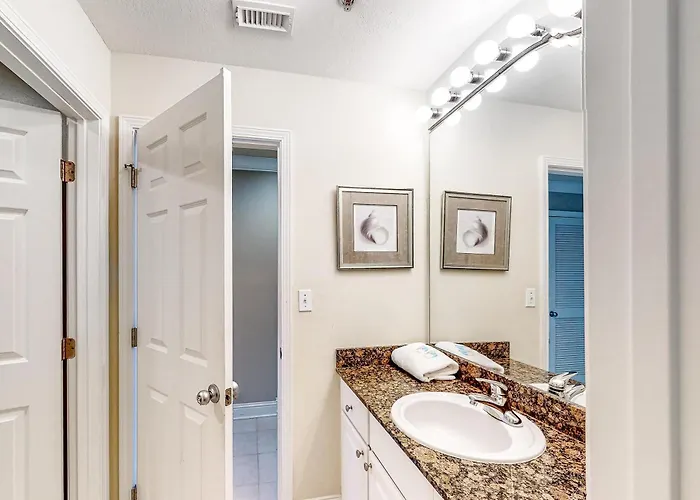 Holiday home Gulf-front W Shared Beachside Pools Hot Tubs Near Attractions *