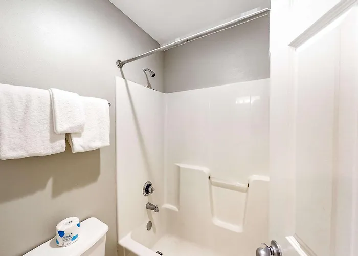 Holiday home Gulf-front W Shared Beachside Pools Hot Tubs Near Attractions Gulf Shores